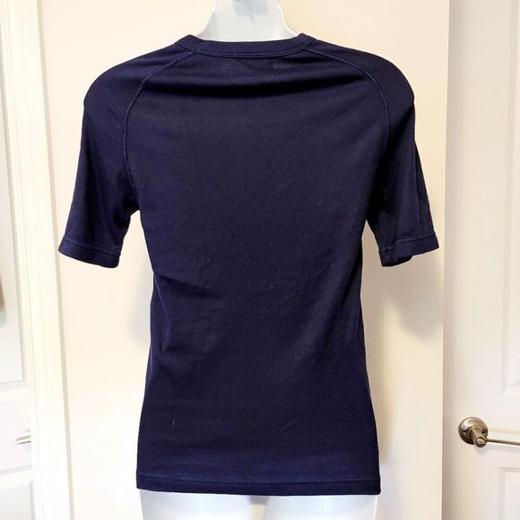 2/$20 Vintage England super warm top - Picture 2 of 4